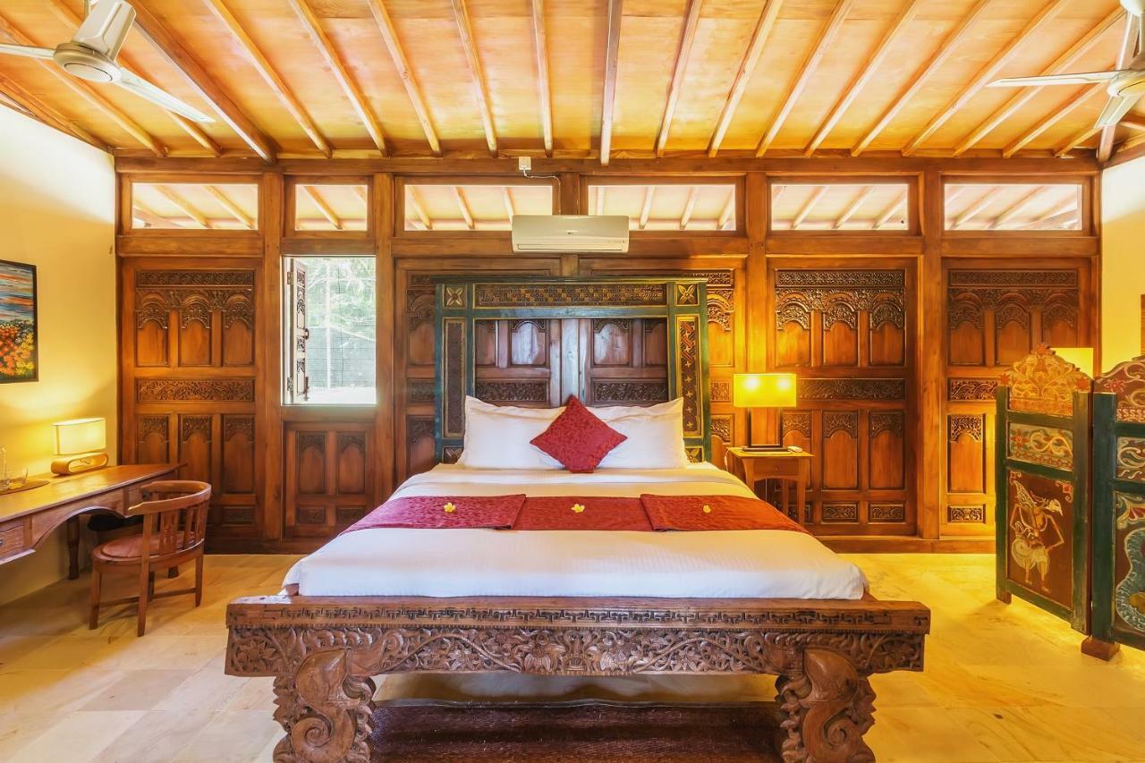 Oceanfront Citakara Sari Villas Candi Dasa  Ngoại thất bức ảnh