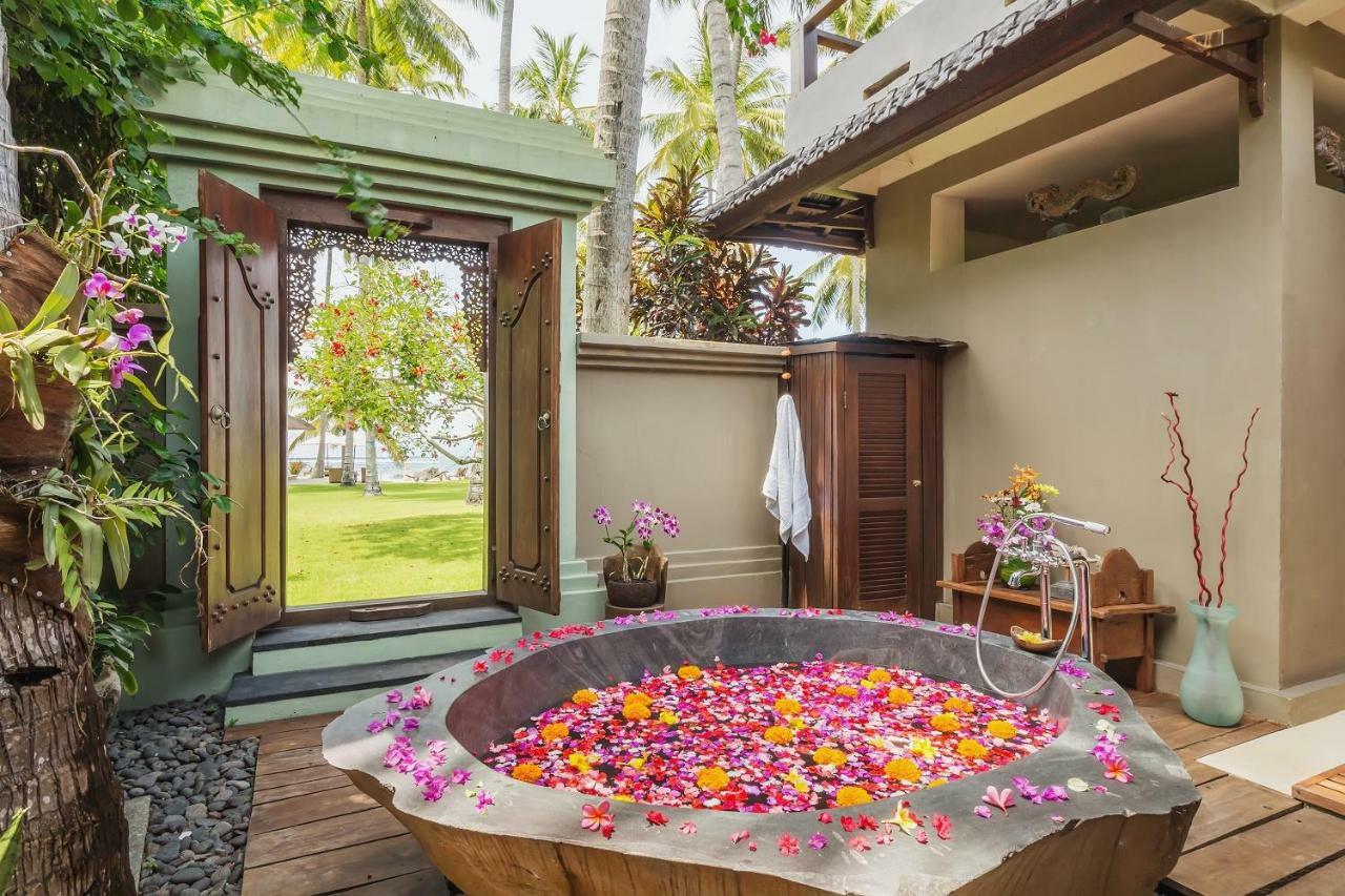 Oceanfront Citakara Sari Villas Candi Dasa  Ngoại thất bức ảnh